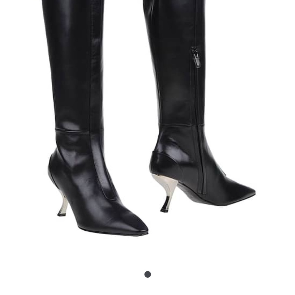 New! Roger Vivier Elegant Black Knee-High Boots size 40